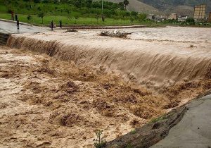 قطع راه روستایی در ۷ روستای بندپی شرقی به دلیل طغیان رودخانه