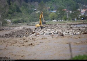 سیل آب ۳ شهر مازندران را قطع کرد