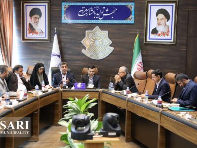 پرداخت بدهی شهرداری به تامین اجتماعی ماهانه انجام می٬شود/شهرداری نباید حیات خلوت سیاسی باشد/گذر ریل آهن از وسط شهر مشکلاتی را به همراه دارد/برای اینکه به درآمد حداکثری برسیم باید جلوی برخی از هزینهها گرفته شود