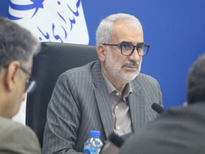 فرمانداران توجه ویژه به نظارت بر حوزه آرد و نان داشته باشند/ پایداری در تامین آرد و نان در راستای پدافند غیرعامل صورت پذیرد