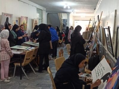 خلق آثار هنری از سوی بیش از ۹۰هنرمند در رویداد بهار هنر انقلاب