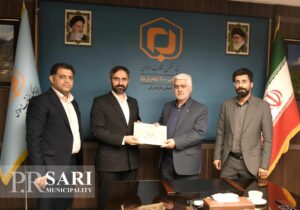 امضای تفاهمنامه مشارکت ادارهکل بنیاد مسکن انقلاب اسلامی مازندران در پروژههای عمرانی شهرداری ساری با تأمین ماشینآلات