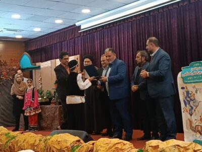 جشنواره قصهگویی شادی را بدون موبایل به ارمغان آورد
